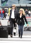 Schiphol 1 mei 2008
Patricia Paay en Adam Curry arriveren vanuit Londen op schiphol voor opnames van Holland s got talent. Ze worden door een chauffeur opgehaald.
Peter Smulders bv