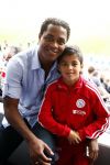 Amsterdam 10 mei 2009
Justin Kluivert wordt gehuldigd voor hun kampioenschap in de rust van de wedstrijd ajax-fc twente in de arena. Papa Patrick is natuurlijk apetrots op de tribune. Justin speelt in de ajax jeugd
Peter Smulders bv