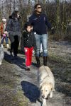 Diemen 14 februari 2009
Patrick Kluivert Rossana Lima Kluivert Quincy Justin Ruben Kluivert doen mee met de boswandeling voor hun goede doel ivm zwerfhonden. De tocht was in het Diemer Bos.
Peter Smulders bv