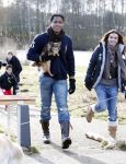 Diemen 14 februari 2009
Patrick Kluivert Rossana Lima Kluivert Quincy Justin Ruben Kluivert doen mee met de boswandeling voor hun goede doel ivm zwerfhonden. De tocht was in het Diemer Bos.
Peter Smulders bv