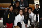 Diemen 14 februari 2009
Patrick Kluivert Rossana Lima Kluivert Quincy Justin Ruben Kluivert doen mee met de boswandeling voor hun goede doel ivm zwerfhonden. De tocht was in het Diemer Bos.
Peter Smulders bv
