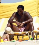 Noordwijk 24 juli 2008
Patrick Kluivert op het strand bij huis ter Duin met Rossana Lima en zijn zoons Shane Quincy Ruben en Justin.