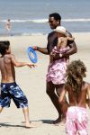 Noordwijk 24 juli 2008
Patrick Kluivert op het strand bij huis ter Duin met Rossana Lima en zijn zoons Shane Quincy Ruben en Justin.