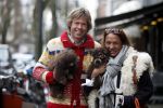 Amsterdam 28 maart 2009
Patty Brard met vriend Antoine en hun 2 hondjes op de cornelis schuytstraat.
Peter Smulders bv