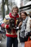Amsterdam 28 maart 2009
Patty Brard met vriend Antoine en hun 2 hondjes op de cornelis schuytstraat.
Peter Smulders bv