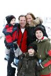 Lech 17 februari 2009
Michiel Mol en Paulien Huiznga met hun  kinderen  Paul Myrthe en Pieter op skivakantie in Lech.
Peter Smulders bv