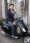 Amsterdam 15 april 2008
Percy op een vespa scooter.
Peter Smulders bv