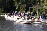 Leiden 23 augustus 2008
De dochter van Phil Collins Joeley Joely Collins trouwt met haar Nederlandse man Stefan Buitelaar. Na het huwelijk gaan ze met boot varen.
Peter Smulders bv