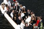 Leiden 23 augustus 2008
De dochter van Phil Collins Joeley Joely Collins trouwt met haar Nederlandse man Stefan Buitelaar. Na het huwelijk gaan ze met boot varen.
Peter Smulders bv