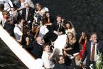 Leiden 23 augustus 2008
De dochter van Phil Collins Joeley Joely Collins trouwt met haar Nederlandse man Stefan Buitelaar. Na het huwelijk gaan ze met boot varen.
Peter Smulders bv