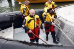 Hoek v Holland 3 november 2007
Pieter v Vollenhoven tijdens make a difference day met reddingsbrigade op boot.