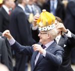 Makkum en Franeker30 april 2008
Koninginnedag 2008 met Koningin Beatrix Prins Willem Alexander Friso Constantijn Maurits Floris Pieter Christiaan Pieter v Vollenhoven en de prinsessen Maxima Laurentien Mabel Aimee Anita Margriet en Marilene.
Peter Smulders bv