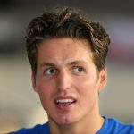 Eindhoven, 24 Oktober 2007
In het Nationaal Zwemcentrum de Tongelreep gaf Olympisch kampioen Pieter van den Hoogenband en zijn trainer Jacco Verhaeren een zwemclinic aan honderd zwemmers die zich daarvoor hadden gemeld bij de Eindhovense zwemwedstrijdtempel. Dat gebeurde in het kader van de campagne 