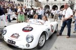 Brescia 15 mei 2008
Start van de Mille Miglia in Brescia. State of art rijdt met 2 porsches mee. Prins Bernhard jr met Menno der Jong. Menno is een vriend en compagnon van Prins Bernhard jr. met Albert Westerman