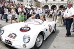 Brescia 15 mei 2008
Start van de Mille Miglia in Brescia. State of art rijdt met 2 porsches mee. Prins Bernhard jr met Menno der Jong. Menno is een vriend en compagnon van Prins Bernhard jr . met Albert Westerman
