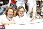 Brescia 15 mei 2008
Start van de Mille Miglia in Brescia. State of art rijdt met 2 porsches mee. Prins Bernhard jr met Menno der Jong. Menno is een vriend en compagnon van Prins Bernhard jr
