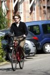 Amsterdam 20 april 21 april 2008
Prins Bernhard Jr op de fiets en bij de apotheek nadat hij ontslagen is uit het ziekenhuis waar hij een darmoperatie heeft ondergaan.
Peter Smulders bv