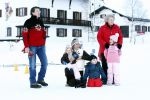 Lech 10 februari 2008
Fotosessie Koninklijke familie. Aanwezig waren Koningin Beatrix Maxima Prins Willem Alexander Amalai Alexia Ariane Prins Constantijn Prinses Laurentien Eloise Claus Cazimir en Elenore.