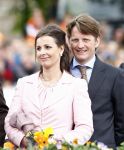 Makkum en Franeker30 april 2008
Koninginnedag 2008 met Koningin Beatrix Prins Willem Alexander Friso Constantijn Maurits Floris Pieter Christiaan Pieter v Vollenhoven en de prinsessen Maxima Laurentien Mabel Aimee Anita Margriet en Marilene.
Peter Smulders bv