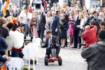 Makkum en Franeker30 april 2008
Koninginnedag 2008 met Koningin Beatrix Prins Willem Alexander Friso Constantijn Maurits Floris Pieter Christiaan Pieter v Vollenhoven en de prinsessen Maxima Laurentien Mabel Aimee Anita Margriet en Marilene.
Peter Smulders bv