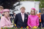 Makkum en Franeker30 april 2008
Koninginnedag 2008 met Koningin Beatrix Prins Willem Alexander Friso Constantijn Maurits Floris Pieter Christiaan Pieter v Vollenhoven en de prinsessen Maxima Laurentien Mabel Aimee Anita Margriet en Marilene.
Peter Smulders bv