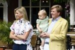 Wassenaar 11 juli 2008
Foto uurtje met prinses Maxima Prins Willem Alexander  en hun dochters Prinses Amalia Prinses Alexia en Prinses Ariane . 
Ze komen aanrijden in bakfiets.