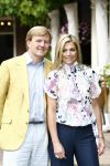 Wassenaar 11 juli 2008
Foto uurtje met prinses Maxima Prins Willem Alexander  en hun dochters Prinses Amalia Prinses Alexia en Prinses Ariane . 
Ze komen aanrijden in bakfiets.