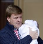 Den Haag 26 juni 2007
Fotomoment met Prins Willem Alexander Maxima Prinses Amalia Alexia en Ariane bij de koninklijke stallen. Prinses Alexia viert haar 2e verjaardag.