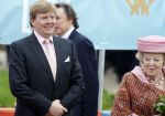 Makkum en Franeker30 april 2008
Koninginnedag 2008 met Koningin Beatrix Prins Willem Alexander Friso Constantijn Maurits Floris Pieter Christiaan Pieter v Vollenhoven en de prinsessen Maxima Laurentien Mabel Aimee Anita Margriet en Marilene.
Peter Smulders bv
