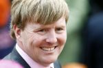 Makkum en Franeker30 april 2008
Koninginnedag 2008 met Koningin Beatrix Prins Willem Alexander Friso Constantijn Maurits Floris Pieter Christiaan Pieter v Vollenhoven en de prinsessen Maxima Laurentien Mabel Aimee Anita Margriet en Marilene. Rook aanslag op tanden prins willem alexander
Peter Smulders bv