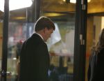 Apeldoorn, 8 Mei 2009
Speciale Herdenkingsdienst voor de slachtoffers van de ramp op Koninginnedag
Veel Politie, overal afzettingen met grote betonblokken.
Prins Willem Alexander
Foto Peter Smulders