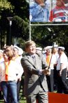 Apeldoorn 30 april 2009
Koninginnedag 2009 in apeldoorn met Koningin Beatrix Pieter v Vollenhoven Prinses Margriet Maxima Prins Willem Alexander Prins Constantijn Prinses Laurentien Prinses Mabel Prins Friso Prins Maurits Prinses Marilene Prins Pieter Christiaan Prinses Anita Prins Floris een zwangere Prinses Aimee en Prinses Annette. s middags probeerde een dwaas een aanslag te plegen op de koninklijke familie waarbij meerdere doden vielen.
Peter Smulders bv