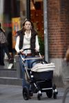 Amsterdam 11 februari 2008
Prinses Aimee op de pc hooftstraat achter de kinderwagen.