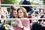 Apeldoorn 30 april 2009
Koninginnedag 2009 in apeldoorn met Koningin Beatrix Pieter v Vollenhoven Prinses Margriet Maxima Prins Willem Alexander Prins Constantijn Prinses Laurentien Prinses Mabel Prins Friso Prins Maurits Prinses Marilene Prins Pieter Christiaan Prinses Anita Prins Floris een zwangere Prinses Aimee en Prinses Annette. s middags probeerde een dwaas een aanslag te plegen op de koninklijke familie waarbij meerdere doden vielen.
Peter Smulders bv