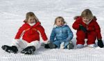 Lech 16 februari 2009
Fotosessie met de koninklijke familie in Oberlech. Koningin Beatrix Prins Willem Alexander Prinses Maxima Amalia Alexia Ariane Prins Constantijn Prins es Laurentien Claus Cazimir Eloise en  Leonore.
Peter Smulders bv