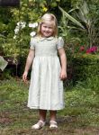 Wassenaar 11 juli 2008
Foto uurtje met prinses Maxima Prins Willem Alexander  en hun dochters Prinses Amalia Prinses Alexia en Prinses Ariane . 
Ze komen aanrijden in bakfiets.