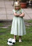 Wassenaar 11 juli 2008
Foto uurtje met prinses Maxima Prins Willem Alexander  en hun dochters Prinses Amalia Prinses Alexia en Prinses Ariane . 
Ze komen aanrijden in bakfiets.