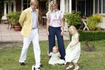 Wassenaar 11 juli 2008
Foto uurtje met prinses Maxima Prins Willem Alexander  en hun dochters Prinses Amalia Prinses Alexia en Prinses Ariane . 
Ze komen aanrijden in bakfiets.