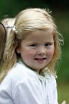 Wassenaar 11 juli 2008
Foto uurtje met prinses Maxima Prins Willem Alexander  en hun dochters Prinses Amalia Prinses Alexia en Prinses Ariane . 
Ze komen aanrijden in bakfiets.