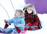Lech 10 februari 2008
Fotosessie Koninklijke familie. Aanwezig waren Koningin Beatrix Maxima Prins Willem Alexander Amalai Alexia Ariane Prins Constantijn Prinses Laurentien Eloise Claus Cazimir en Elenore.
