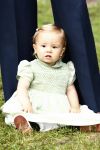 Wassenaar 11 juli 2008
Foto uurtje met prinses Maxima Prins Willem Alexander  en hun dochters Prinses Amalia Prinses Alexia en Prinses Ariane . 
Ze komen aanrijden in bakfiets.