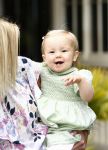 Wassenaar 11 juli 2008
Foto uurtje met prinses Maxima Prins Willem Alexander  en hun dochters Prinses Amalia Prinses Alexia en Prinses Ariane . 
Ze komen aanrijden in bakfiets.