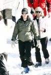 Lech 26 februari 2008
Prinses Caroline v Monaco en Prins Ernst v Hannover op skivakantie in lech.  Ze steken allebei een sigaret op.
Peter Smulders bv