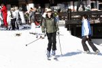 Lech 26 februari 2008
Prinses Caroline v Monaco en Prins Ernst v Hannover op skivakantie in lech.  Ze steken allebei een sigaret op.
Peter Smulders bv