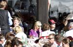 Lech 26 februari 2008
Prinses Caroline v Monaco en Prins Ernst v Hannover op skivakantie in lech.  Ze steken allebei een sigaret op.
Peter Smulders bv