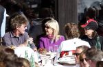 Lech 26 februari 2008
Prinses Caroline v Monaco en Prins Ernst v Hannover op skivakantie in lech.  Ze steken allebei een sigaret op.
Peter Smulders bv