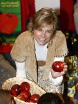 Amsterdam 23 januari 2008
Prinses Laurentien tijdens voorleesdag in bibliotheek met kinderen.