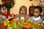 Amsterdam 23 januari 2008
Prinses Laurentien tijdens voorleesdag in bibliotheek met kinderen.