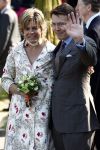 Apeldoorn 30 april 2009
Koninginnedag 2009 in apeldoorn met Koningin Beatrix Pieter v Vollenhoven Prinses Margriet Maxima Prins Willem Alexander Prins Constantijn Prinses Laurentien Prinses Mabel Prins Friso Prins Maurits Prinses Marilene Prins Pieter Christiaan Prinses Anita Prins Floris een zwangere Prinses Aimee en Prinses Annette. s middags probeerde een dwaas een aanslag te plegen op de koninklijke familie waarbij meerdere doden vielen.
Peter Smulders bv