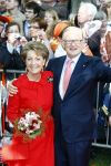 Apeldoorn 30 april 2009
Koninginnedag 2009 in apeldoorn met Koningin Beatrix Pieter v Vollenhoven Prinses Margriet Maxima Prins Willem Alexander Prins Constantijn Prinses Laurentien Prinses Mabel Prins Friso Prins Maurits Prinses Marilene Prins Pieter Christiaan Prinses Anita Prins Floris een zwangere Prinses Aimee en Prinses Annette. s middags probeerde een dwaas een aanslag te plegen op de koninklijke familie waarbij meerdere doden vielen.
Peter Smulders bv